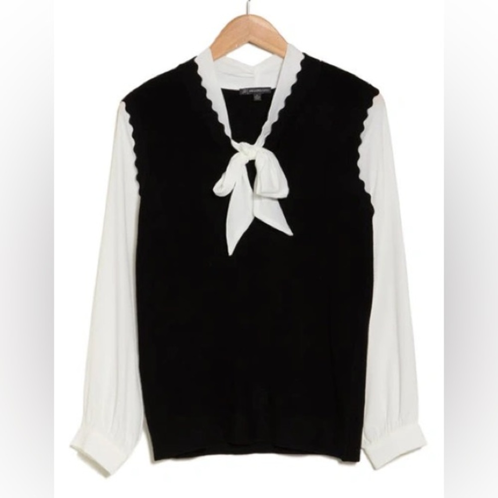 Adrianna Papell Scallop V-Neck Vest with Blouse Sleeves and Tie detail NWOT
